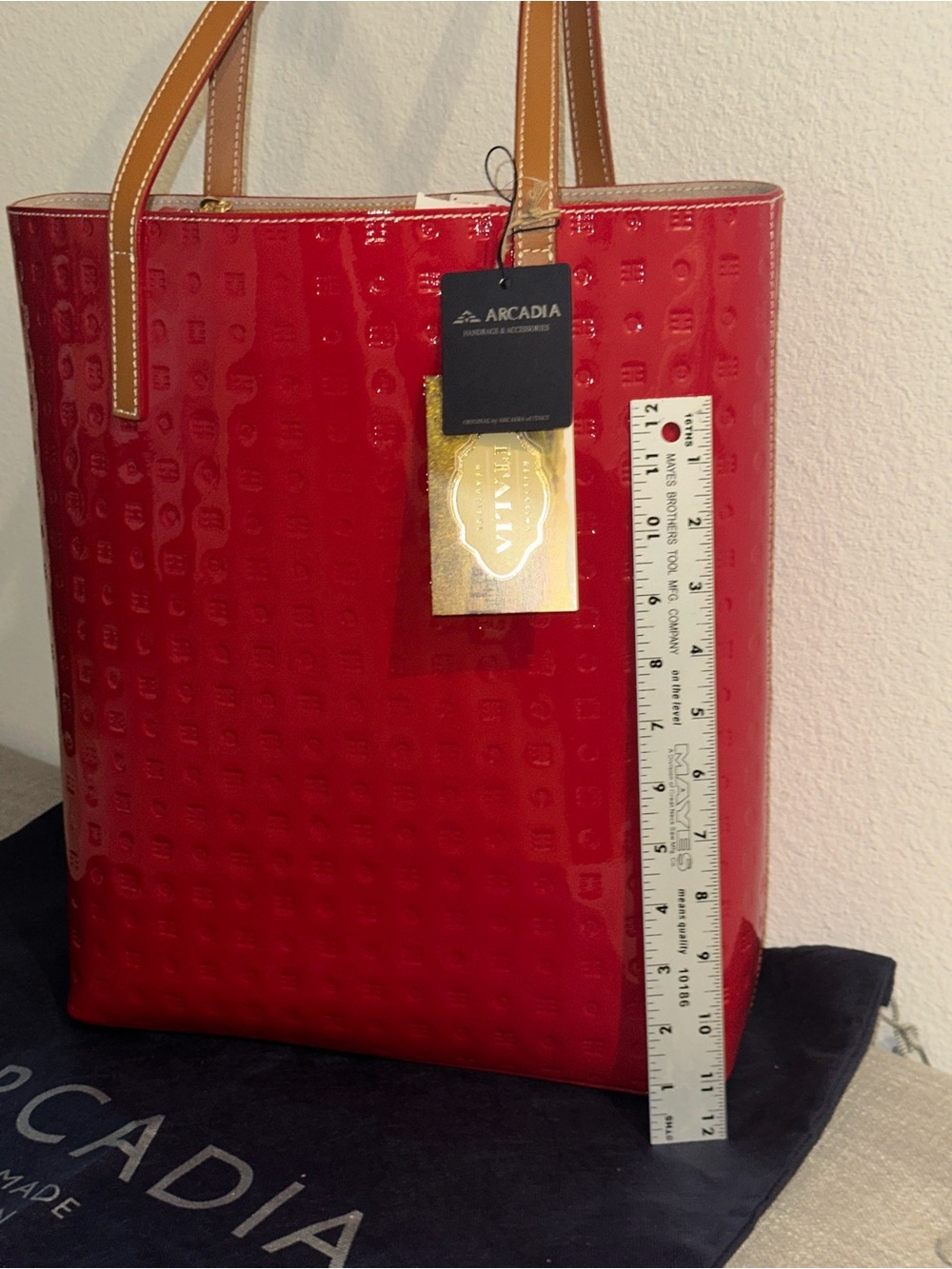 Arcadia Red Patent Tote - Picture 3 of 4
